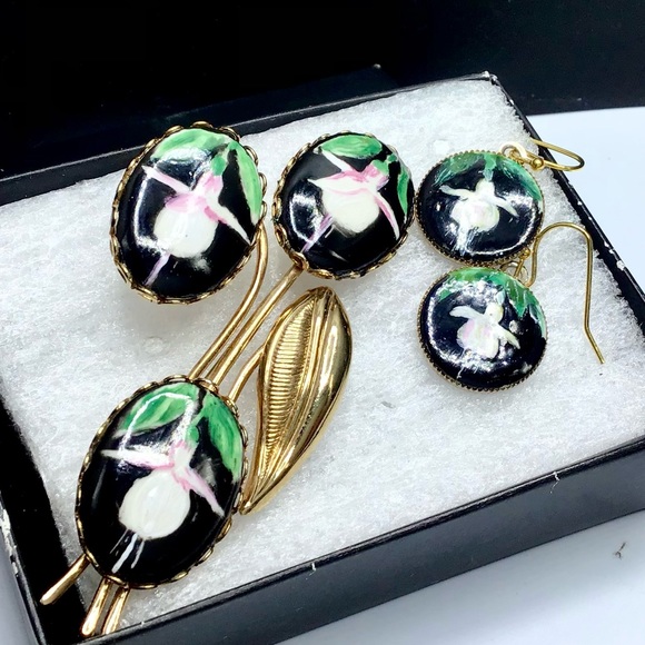 🌺Vintage Gold Porcelain Earrings & Brooch - Picture 13 of 13